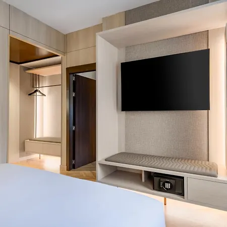 Ac By Marriott Отель 4*