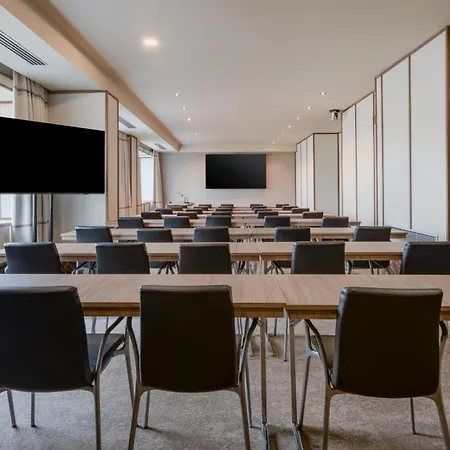 Ac By Marriott Отель 4*