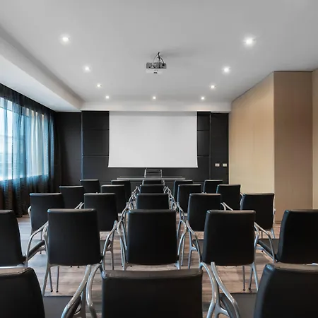 Ac By Marriott Отель 4*